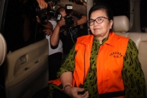 Mantan Menteri Kesehatan Siti Fadilah di Tahan KPK