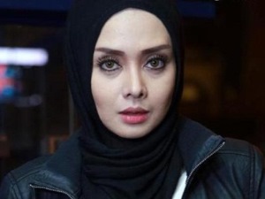 Terry Putri Kumpul Bersma Anak Yatim