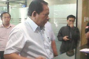 Wan Syamsir Yus Dihujani Lebih Dari 20 Pertaanyaan