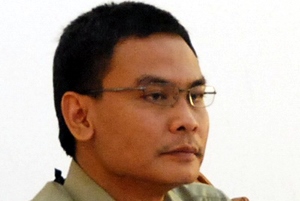 Dugaan Suap, KPK Tangkap Mantan Bupati Nias Selatan