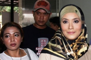 Elma Theana Ogah Bertemu Reza Artamevia, Why?